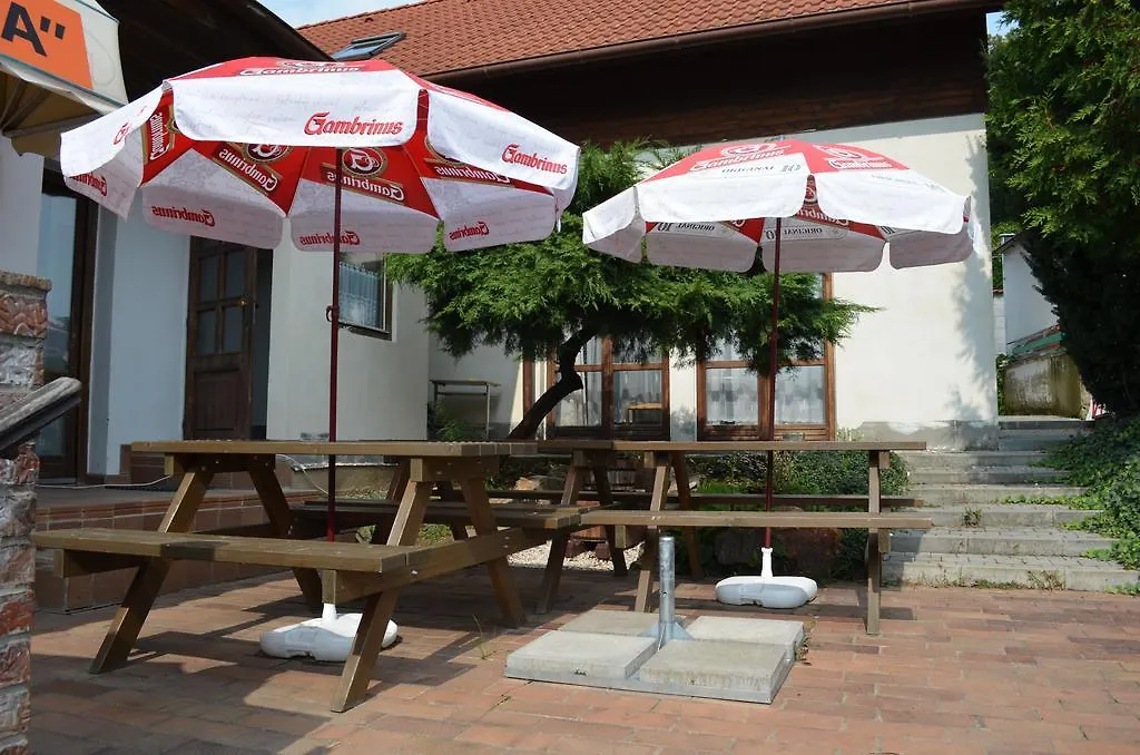 Inn Pension Egida Rez