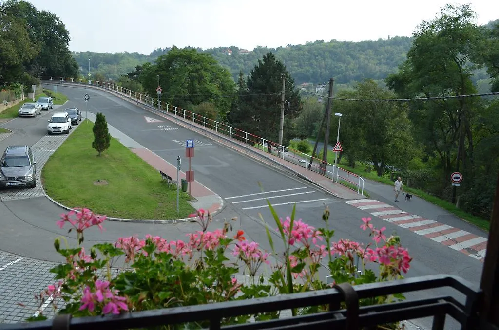 Pension Egida Rez